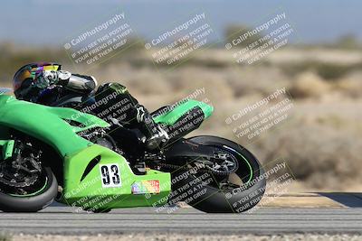 media/Dec-07-2025-CVMA (Sun) [[3e7d2de5dc]]/Race 4-Supersport Middleweight/